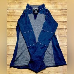 Men’s size small 1/4 zip Kuhl jacket